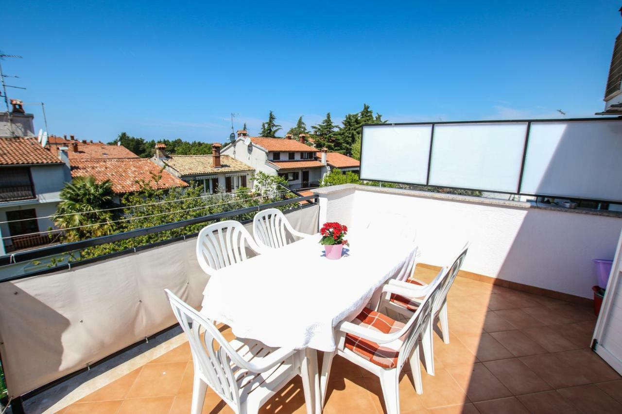 Apartmani Ljubica Πόρετς Εξωτερικό φωτογραφία