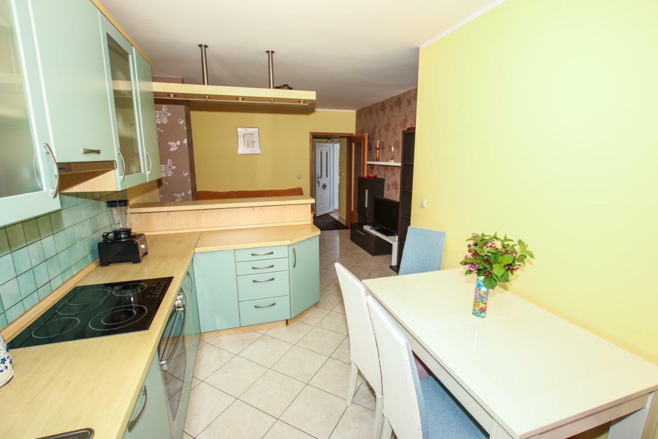 Apartmani Ljubica Πόρετς Εξωτερικό φωτογραφία